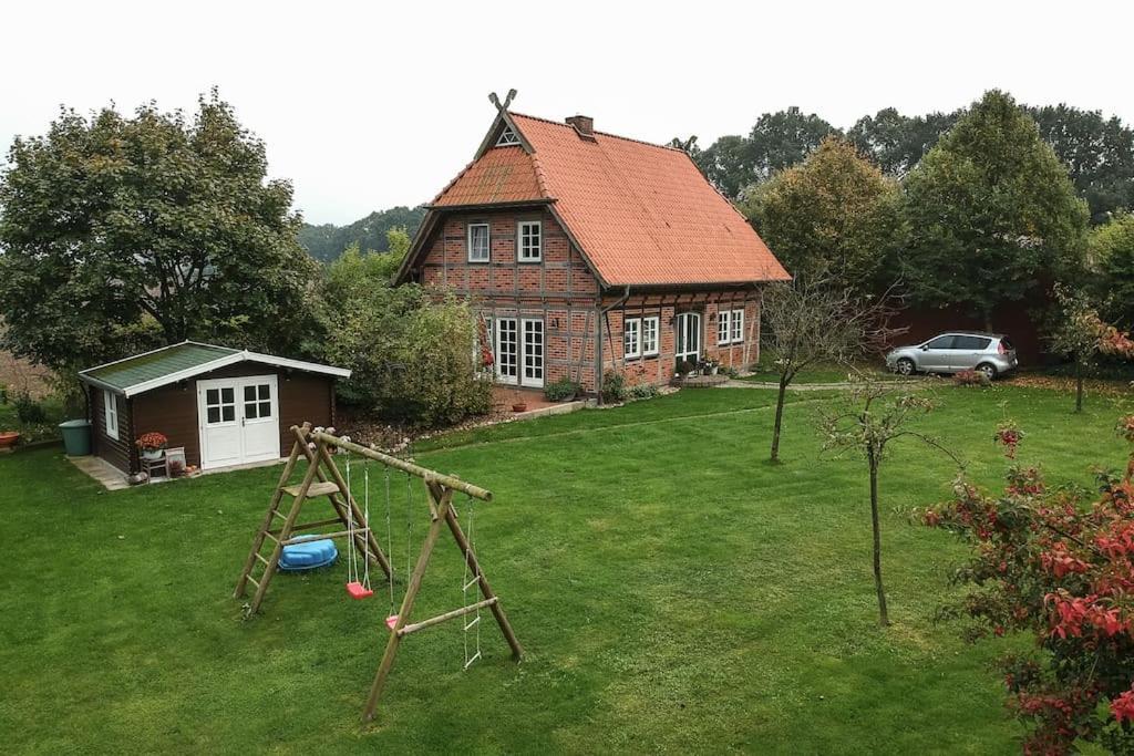 Fachwerk-Ferienhaus, Ruhe Auf Dem Land, Haustiere Willkommen, Leihfahrraeder, 24-7 Check In Kirchlinteln Exterior foto