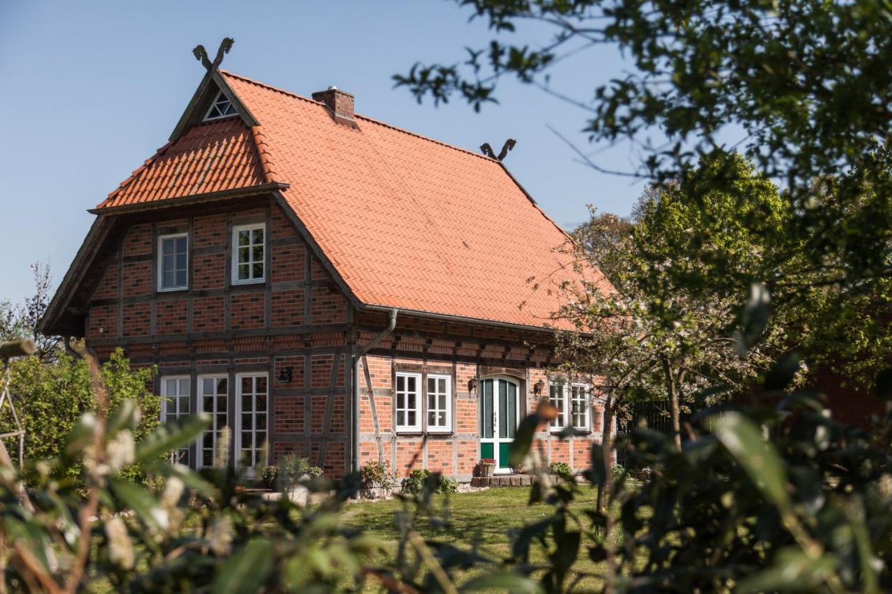 Fachwerk-Ferienhaus, Ruhe Auf Dem Land, Haustiere Willkommen, Leihfahrraeder, 24-7 Check In Kirchlinteln Exterior foto